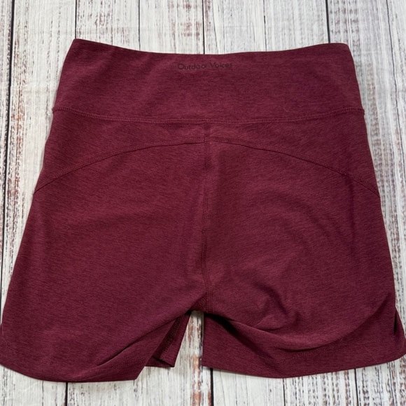 Outdoor Voices Warm Up Short 5" - Picture 7 of 7